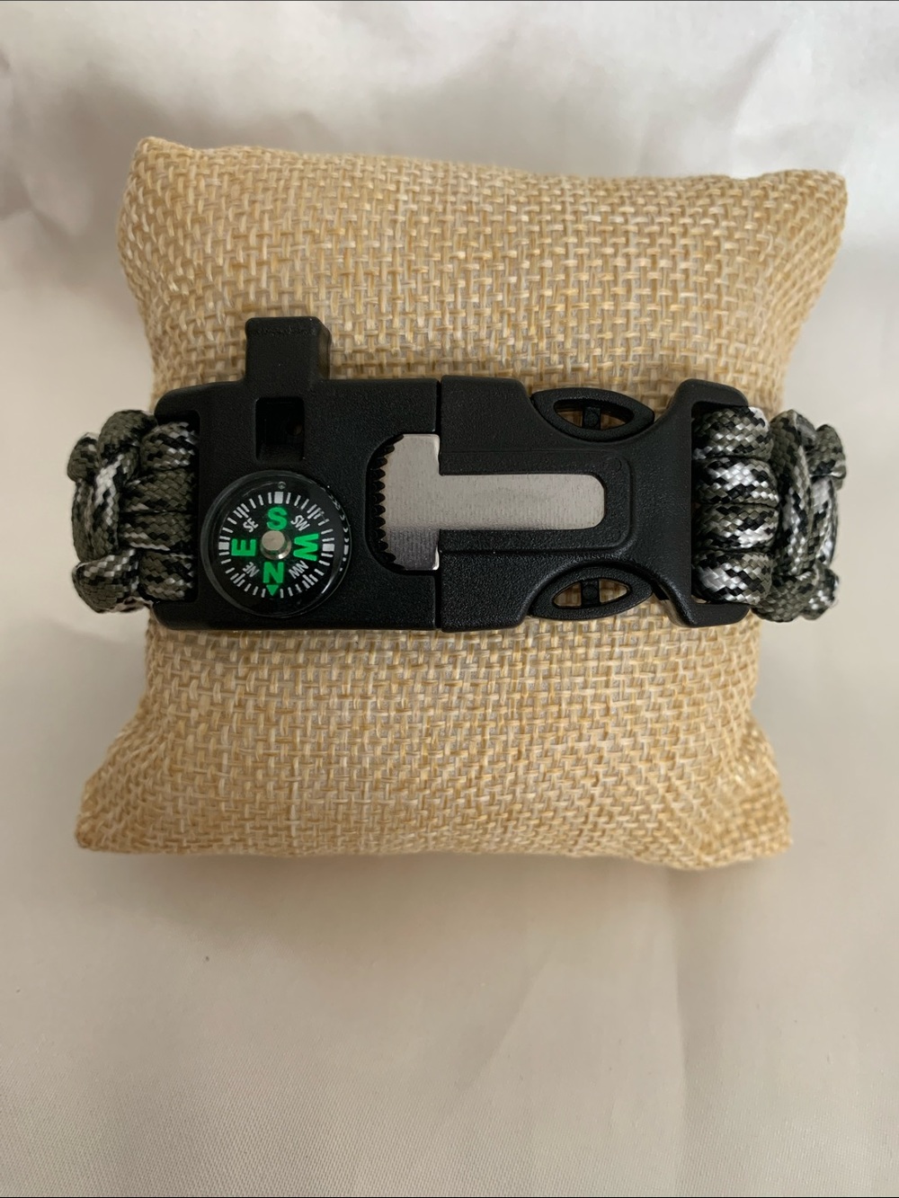 Tactical Paracord Survival Bracelet with Compass - Black/Gray